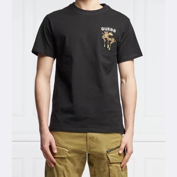 Футболка Gareth стандартного кроя Guess, черный
Футболка Gareth стандартного кроя Guess, черный