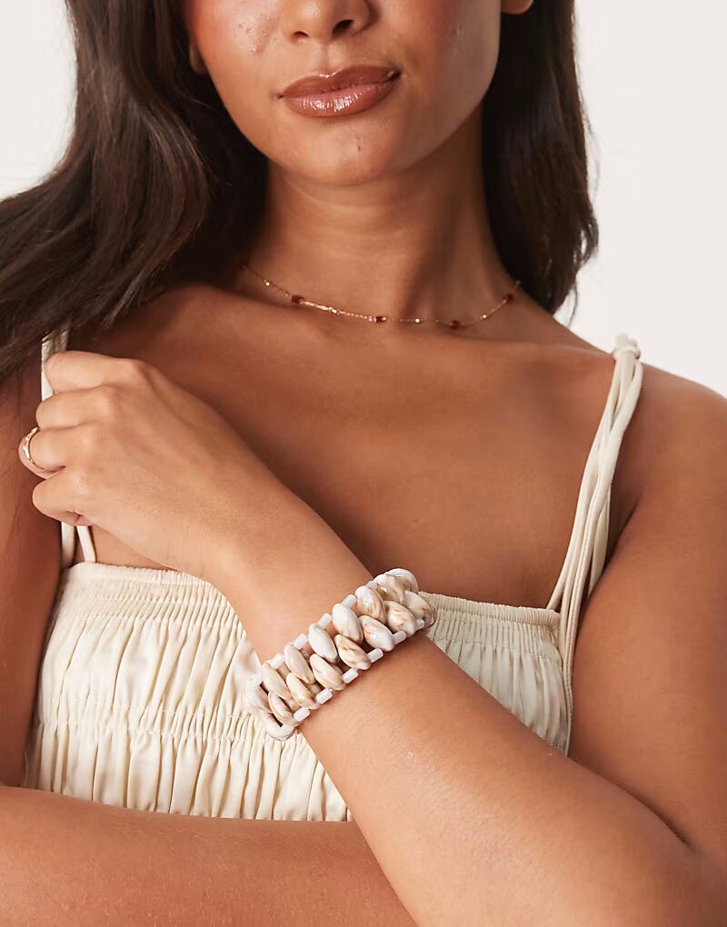 Эластичный браслет-манжета с искусственными ракушками Asos Design, белый
Эластичный браслет-манжета с искусственными ракушками Asos Design, белый