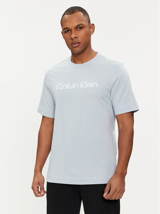 Футболка стандартного кроя Calvin Klein Performance, голубой
Футболка стандартного кроя Calvin Klein Performance, голубой