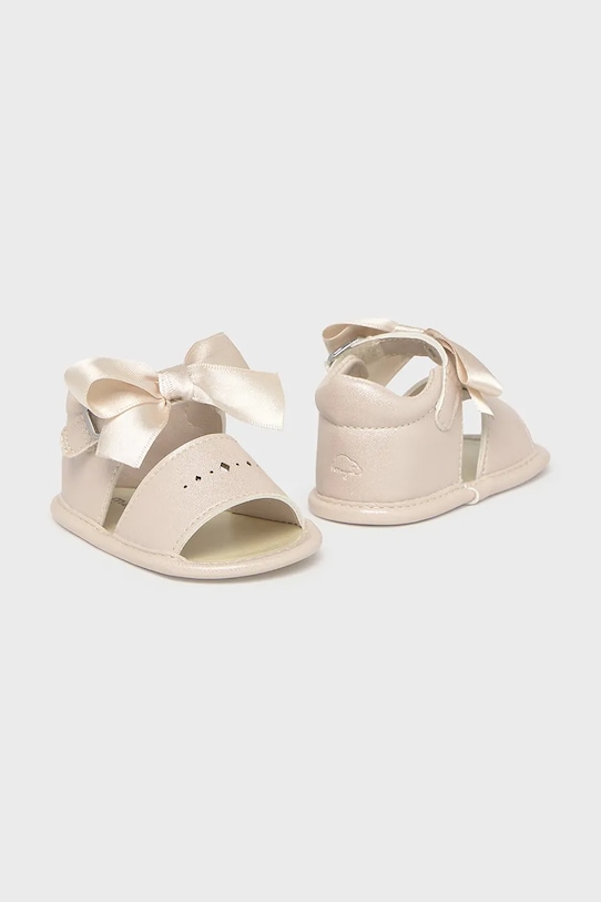 Детские ботиночки Mayoral Newborn, бежевый
Детские ботиночки Mayoral Newborn, бежевый