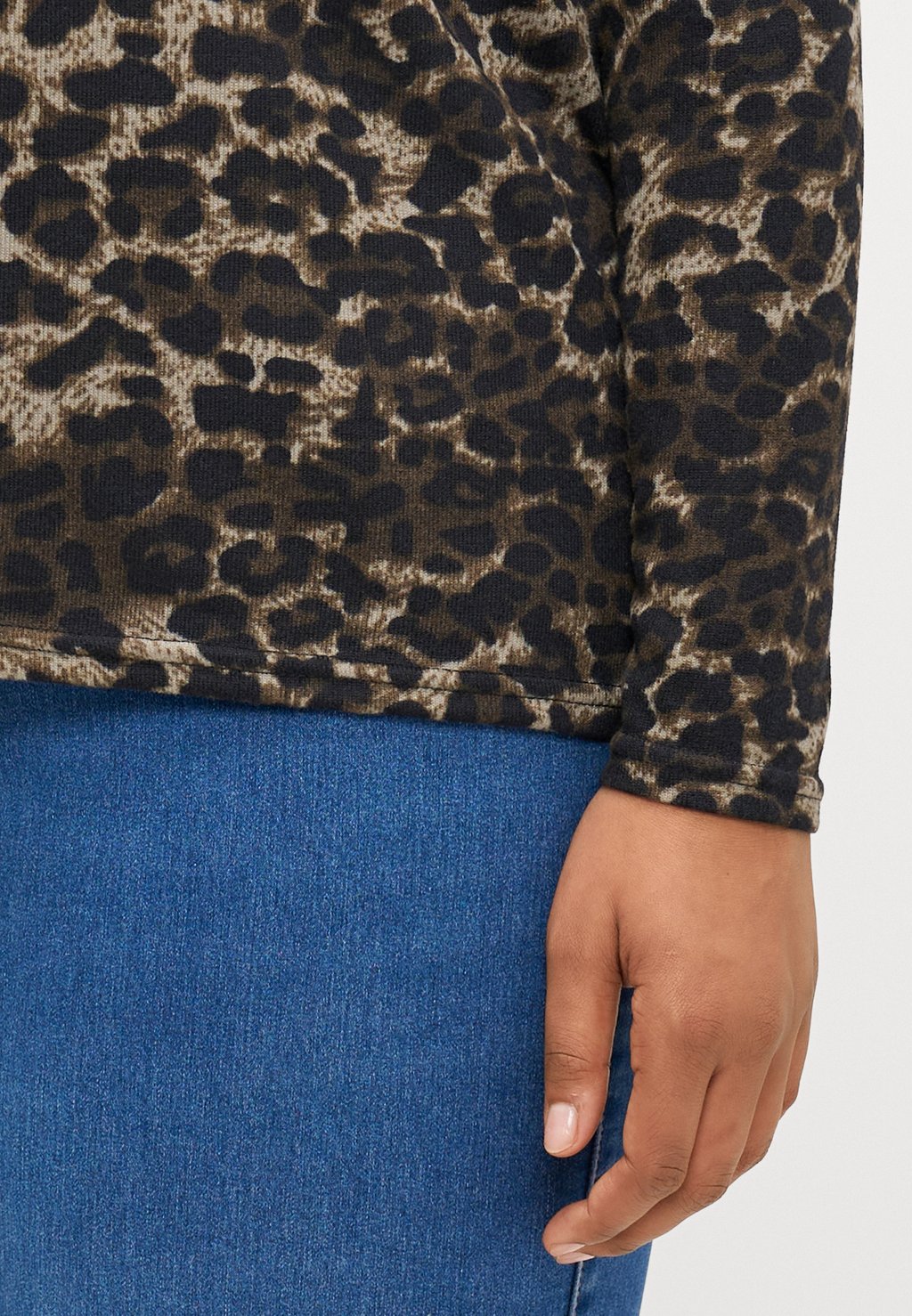 Топ с длинными рукавами CARBALA LYA TEE ONLY Carmakoma, черный
Топ с длинными рукавами CARBALA LYA TEE ONLY Carmakoma, черный