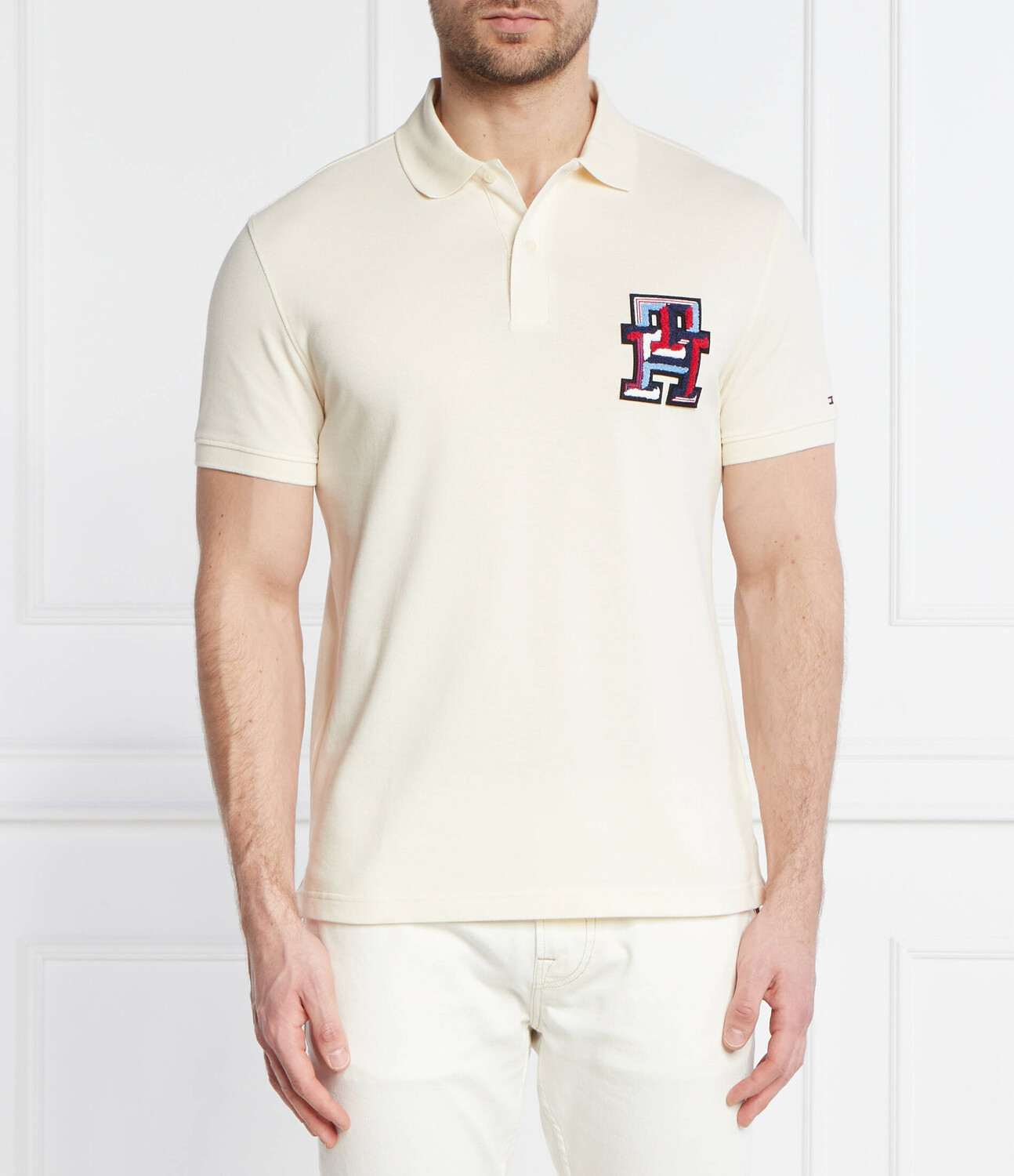 Поло Tommy Hilfiger BADGE Regular Fit, экрю
Поло Tommy Hilfiger BADGE Regular Fit, экрю