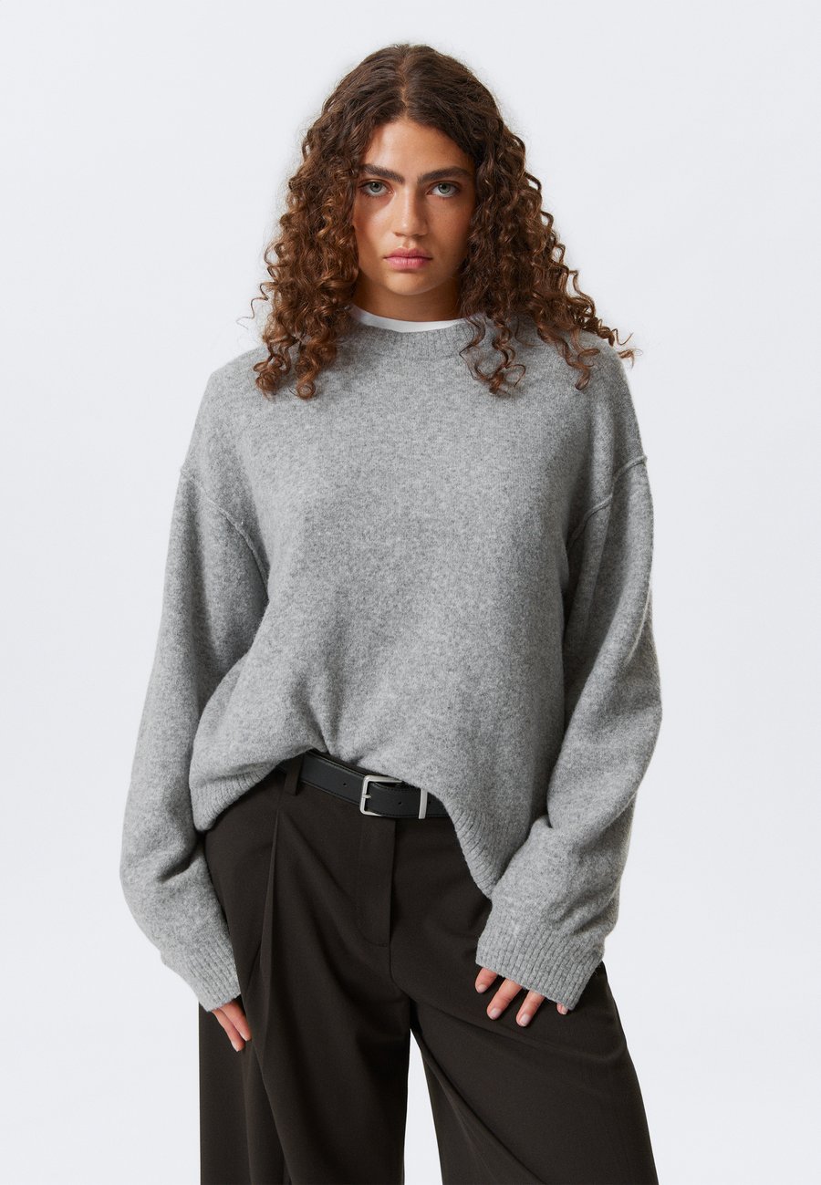 Джемпер Weekday Jumper, Grey Melange/Mottled Grey
Джемпер Weekday Jumper, Grey Melange/Mottled Grey