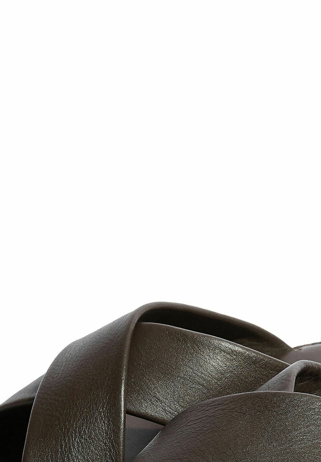 Тапочки Adriano Scarosso, коричневый
Тапочки Adriano Scarosso, коричневый