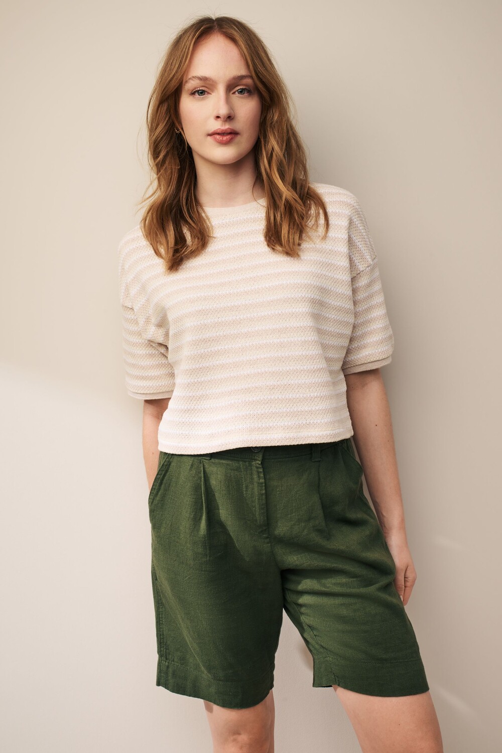 Шорты длиной до колена из смесового льна Next, зеленый
Шорты длиной до колена из смесового льна Next, зеленый