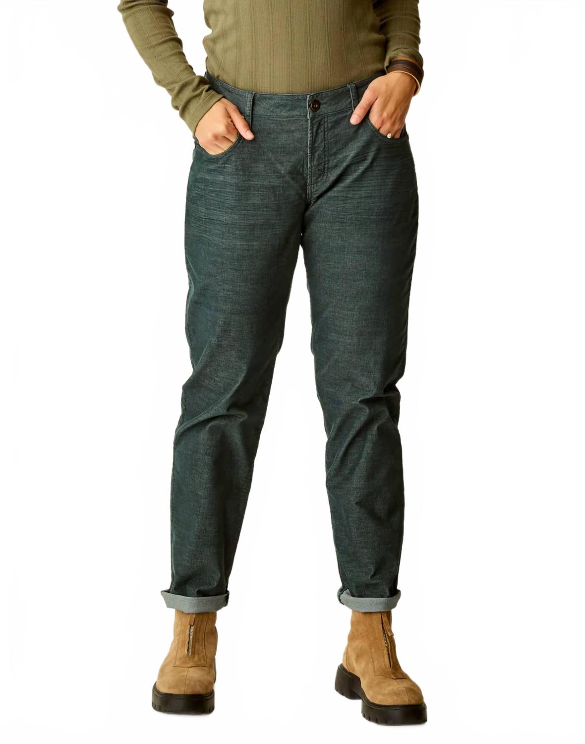 Carve Designs Джинсы Carson Cord High Rise Jeans цвета сосны
Carve Designs Джинсы Carson Cord High Rise Jeans цвета сосны