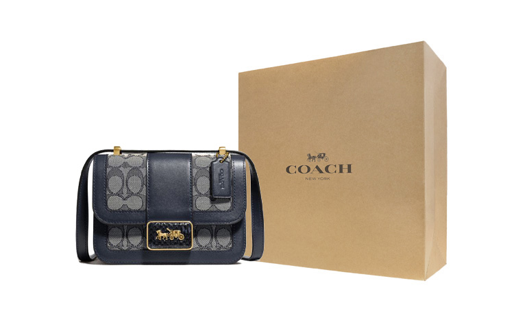 COACH Кожаная сумка Alie маленькая квадратная через плечо, кроссбоди маленькая женская темно-синяя
COACH Кожаная сумка Alie маленькая квадратная через плечо, кроссбоди маленькая женская темно-синяя