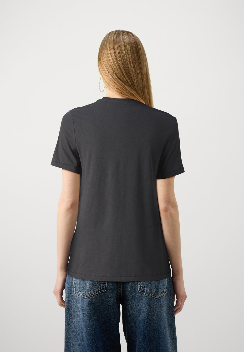 Футболка с принтом Onldisney Life Minnie Topbox ONLY, фантом
Футболка с принтом Onldisney Life Minnie Topbox ONLY, фантом