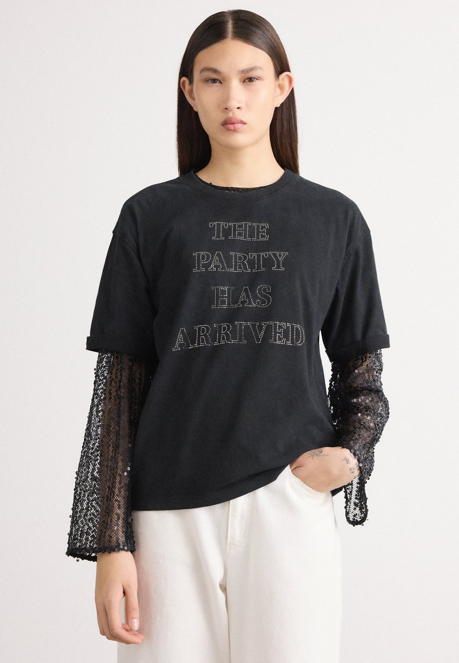 Футболка BOSS EVI, Black, Черный, Футболка BOSS EVI, Black
Футболка BOSS EVI, Black, Черный, Футболка BOSS EVI, Black