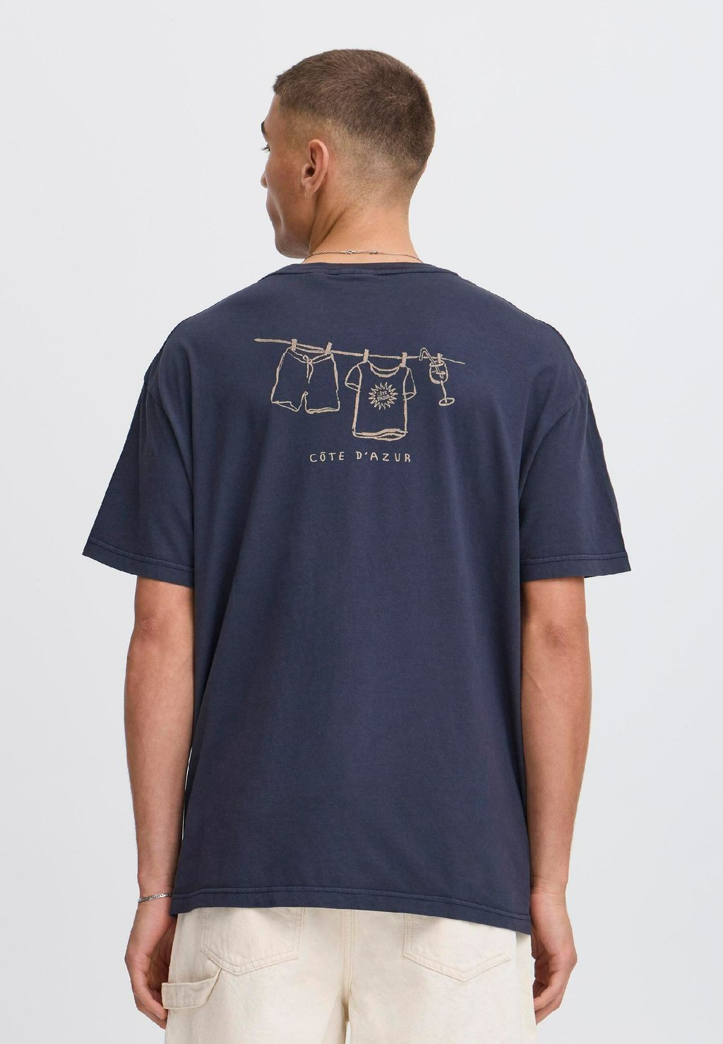 Футболка с принтом PAVEL Solid, синий
Футболка с принтом PAVEL Solid, синий