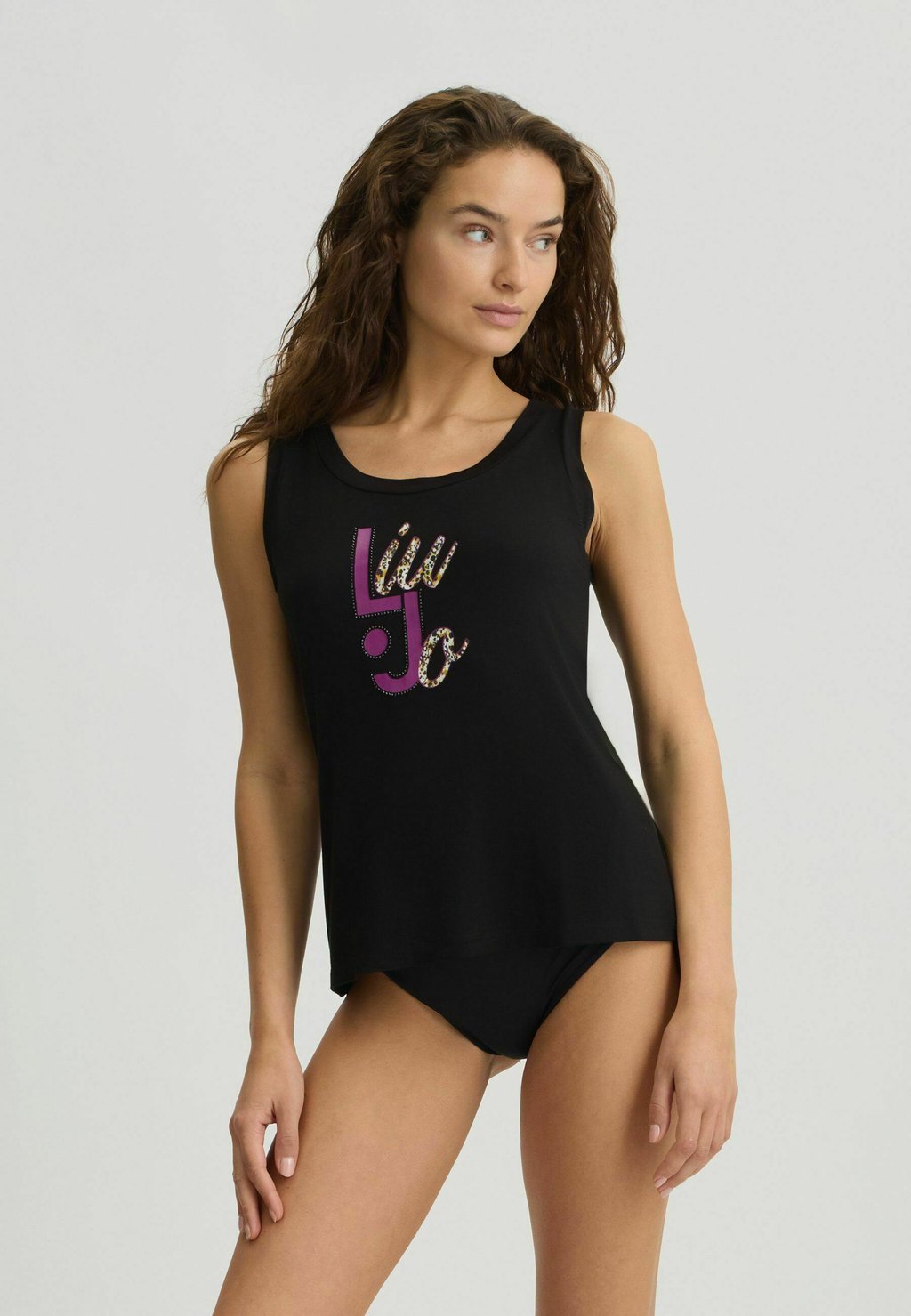 Топ LIU JO, черный
Топ LIU JO, черный