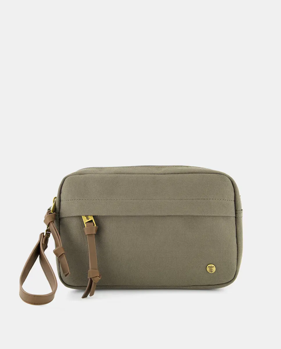 Косметичка, текстурированный нейлон Emidio Tucci, цвет Kaki
Косметичка, текстурированный нейлон Emidio Tucci, цвет Kaki