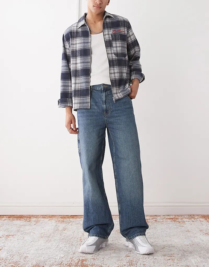 Джинсы COLLUSION X011 Carpenter темно-синего цвета - MBLUE
Джинсы COLLUSION X011 Carpenter темно-синего цвета - MBLUE