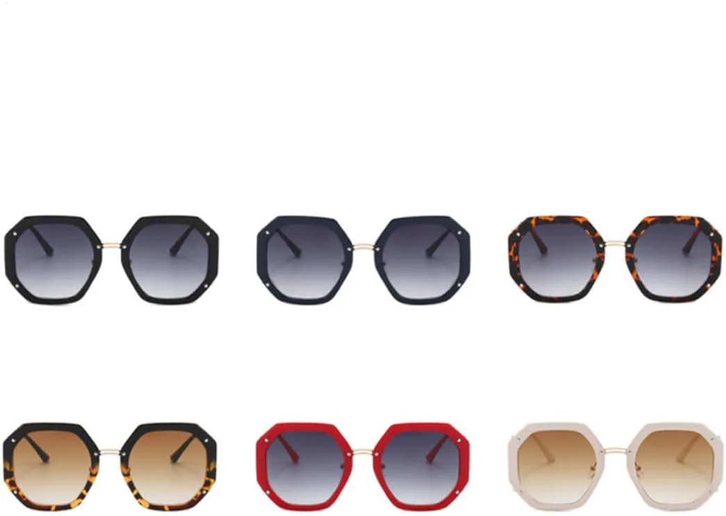 Модные женские солнцезащитные очки в крупной многоугольной металлической оправе, винтажные женские дорожные очки с защитой от УФ-излучения UV400 VVTWSSW, Leopard Gray
Модные женские солнцезащитные очки в крупной многоугольной металлической оправе, винтажные женские дорожные очки с защитой от УФ-излучения UV400 VVTWSSW, Leopard Gray