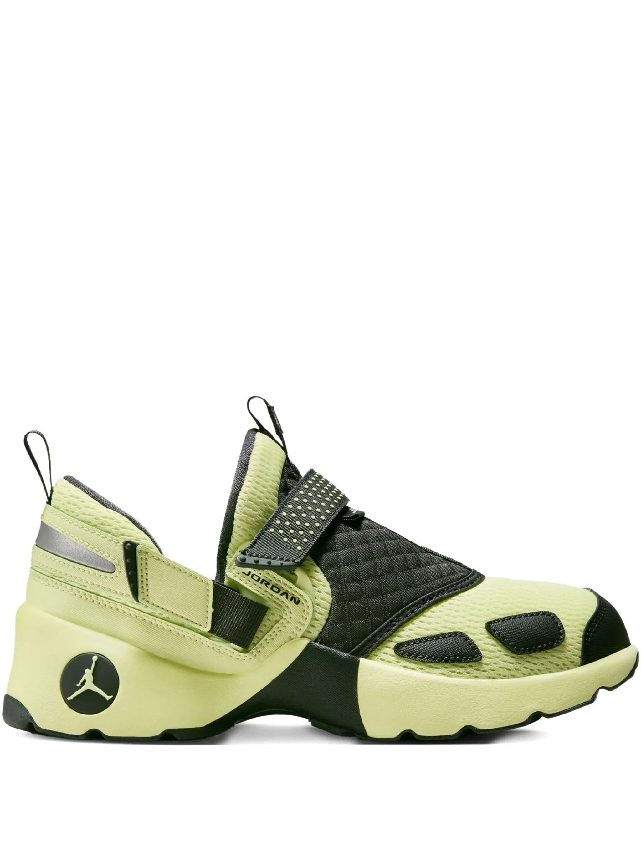 Кроссовки Jordan Trunner LX Luminous, зеленый
Кроссовки Jordan Trunner LX Luminous, зеленый