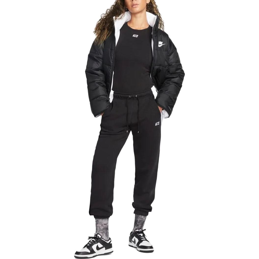 Трикотажные спортивные штаны женские черные Nike
Трикотажные спортивные штаны женские черные Nike