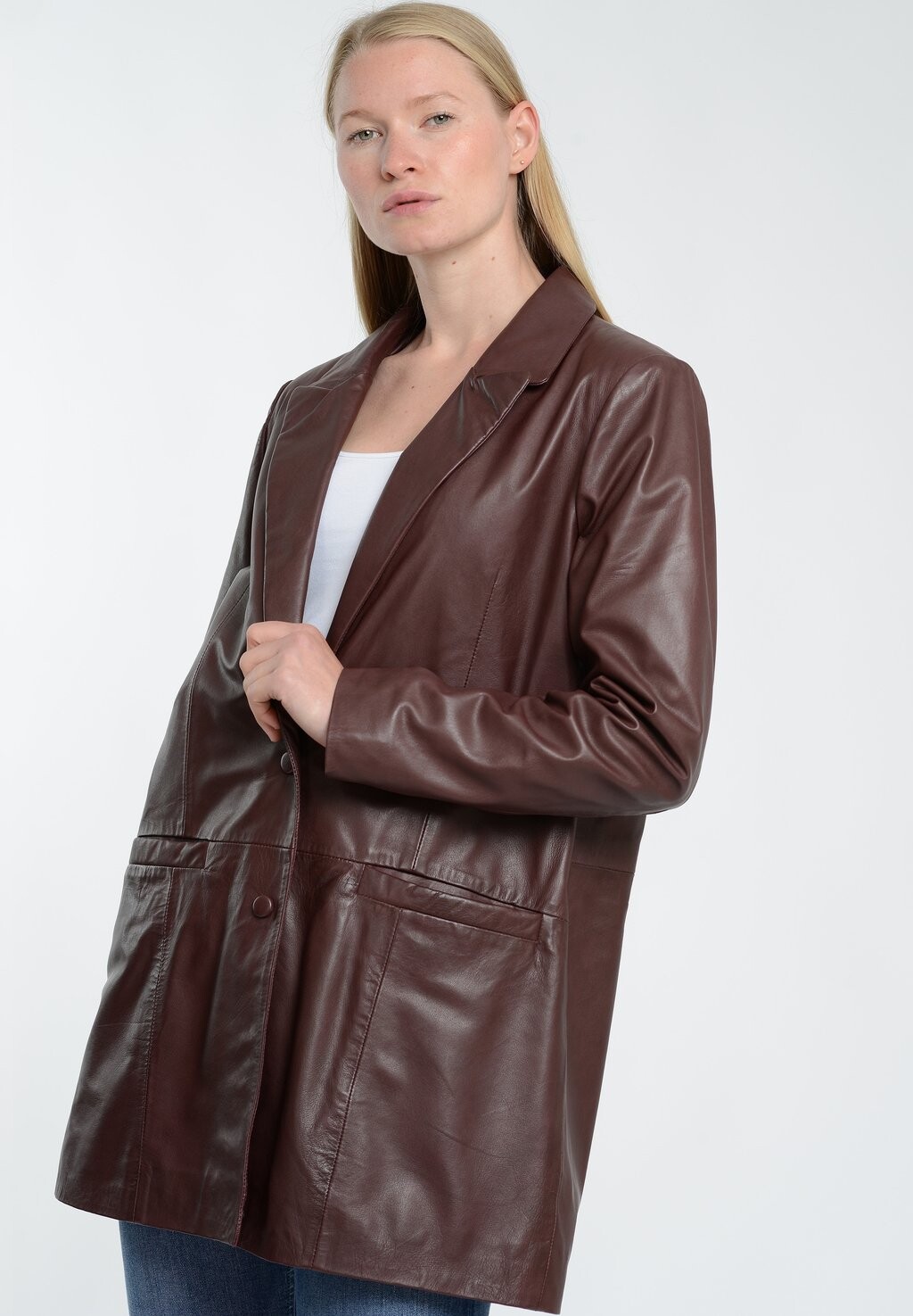 Короткое пальто Maze
Короткое пальто Maze