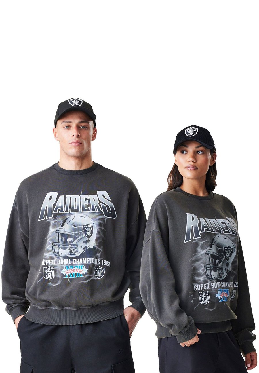 Толстовка New Era NFL LAS VEGAS RAIDERS BOXY WASHED CREW UNISEX, Grey/Black
Толстовка New Era NFL LAS VEGAS RAIDERS BOXY WASHED CREW UNISEX, Grey/Black