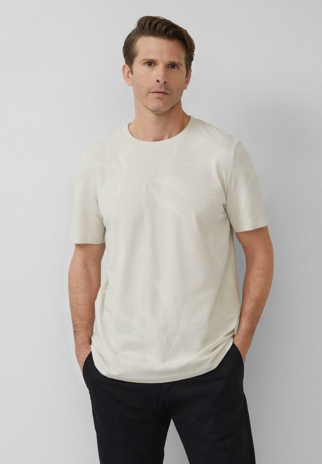 Футболка с принтом s.Oliver BLACK LABEL, кремовый
Футболка с принтом s.Oliver BLACK LABEL, кремовый