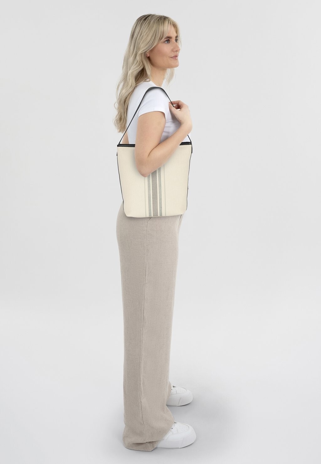 Сумочка Marc O'Polo, бежевый
Сумочка Marc O'Polo, бежевый