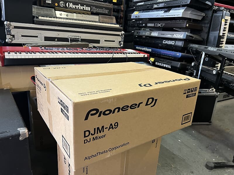Микшер Pioneer DJM-A9
Микшер Pioneer DJM-A9