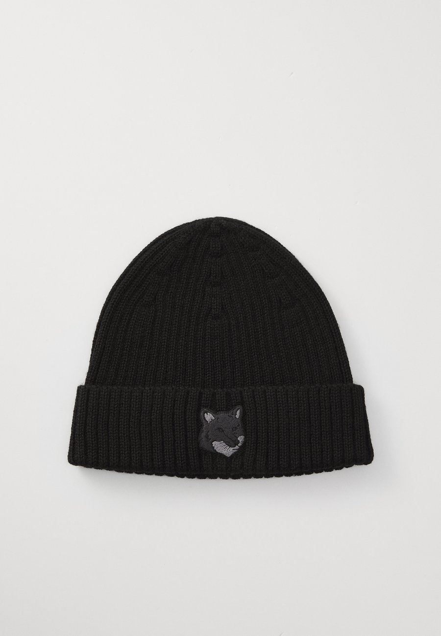 Шапка Maison Kitsuné BOLD FOX HEAD BEANIE UNISEX, Black
Шапка Maison Kitsuné BOLD FOX HEAD BEANIE UNISEX, Black