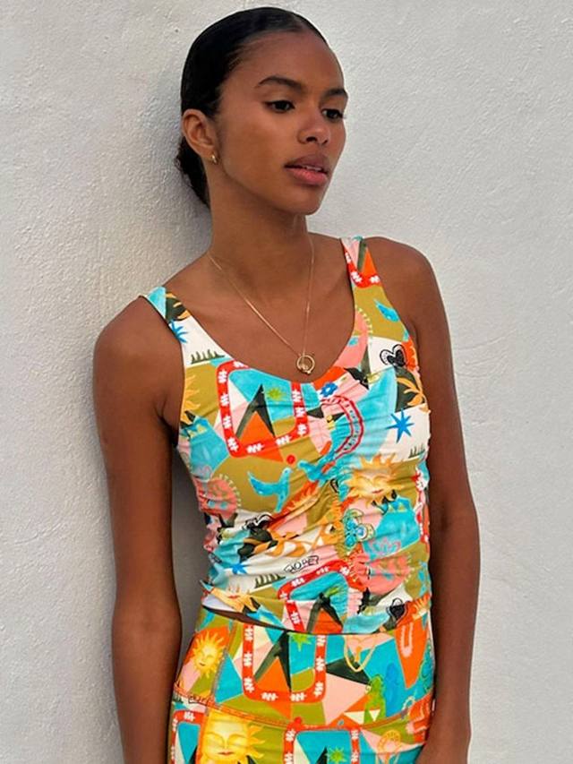 Спортивный топ с принтом hope Never Fully Dressed, разноцветный
Спортивный топ с принтом hope Never Fully Dressed, разноцветный