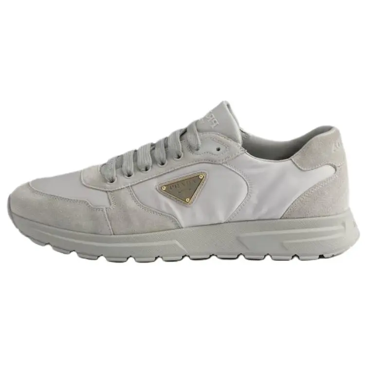Повседневные кроссовки Prax 2.0 Low top мужские Gray PRADA, серый
Повседневные кроссовки Prax 2.0 Low top мужские Gray PRADA, серый