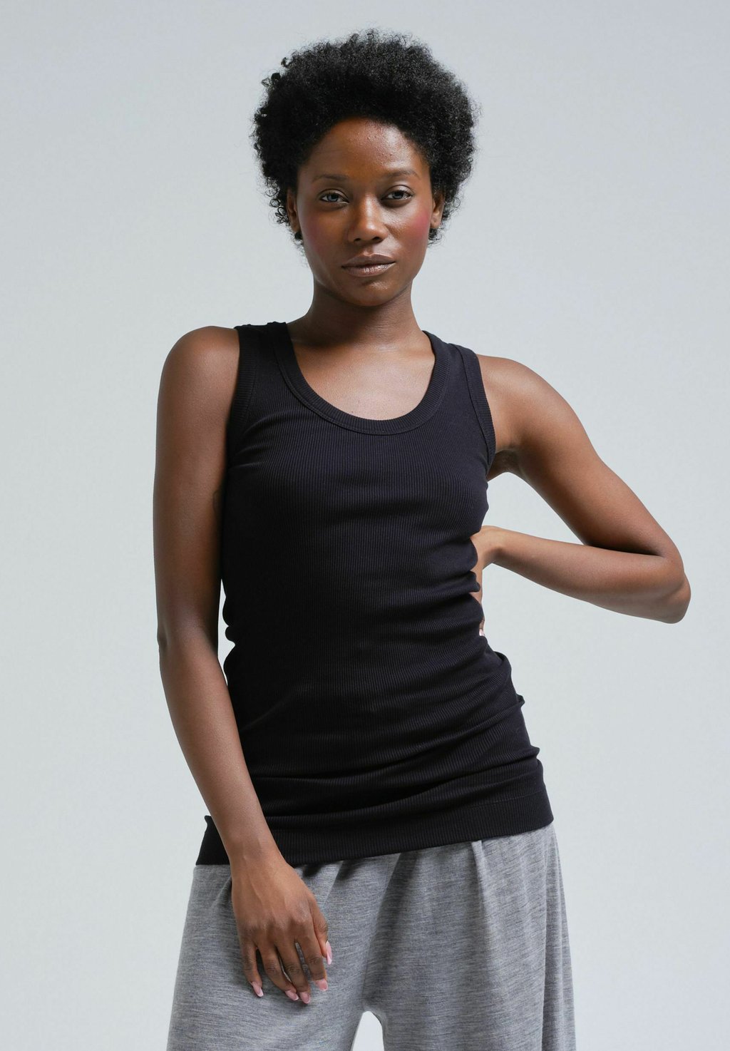 Топ Seamless Basic, черный
Топ Seamless Basic, черный