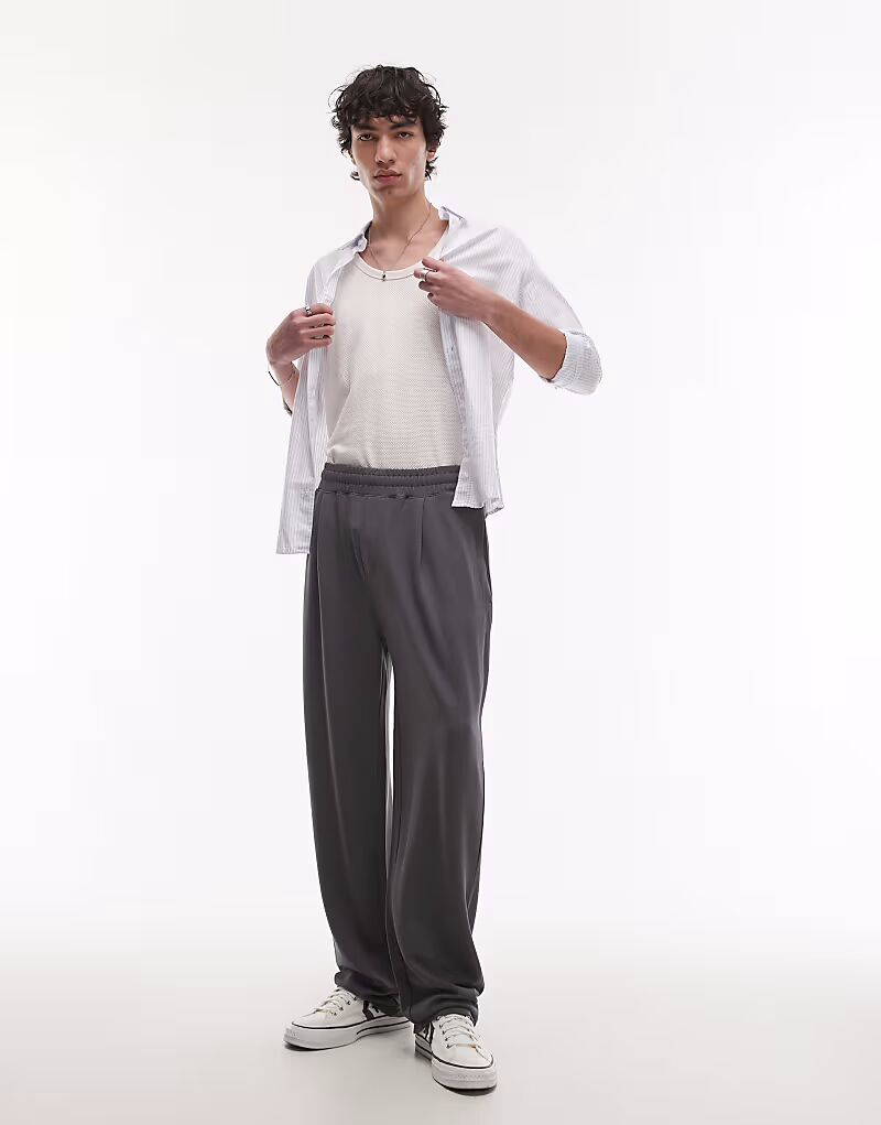 Брюки-джоггеры Topman прямого кроя из твила цвета древесного угля 
Брюки-джоггеры Topman прямого кроя из твила цвета древесного угля