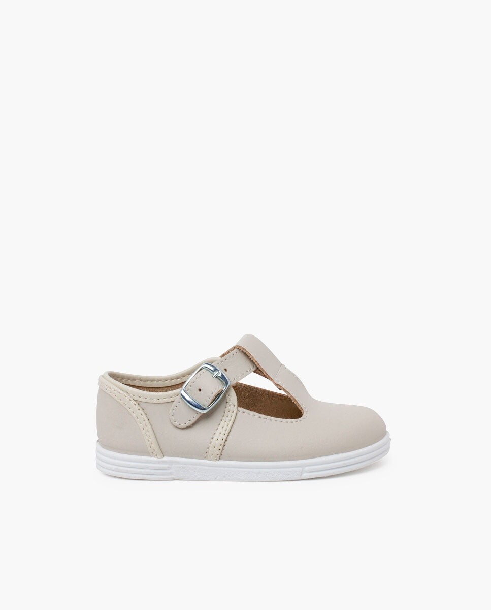 Моющиеся кожаные самородки для мальчиков с пряжкой Pisamonas, бежевый
Моющиеся кожаные самородки для мальчиков с пряжкой Pisamonas, бежевый