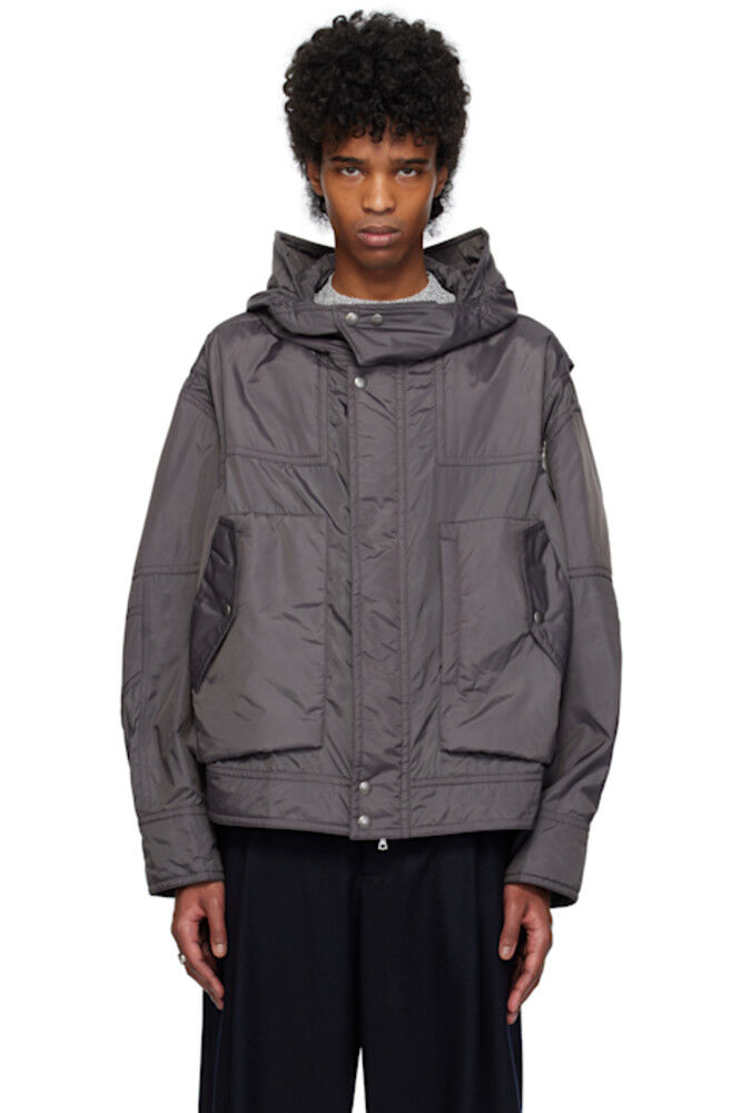 Серый атласный пиджак Dries Van Noten
Серый атласный пиджак Dries Van Noten