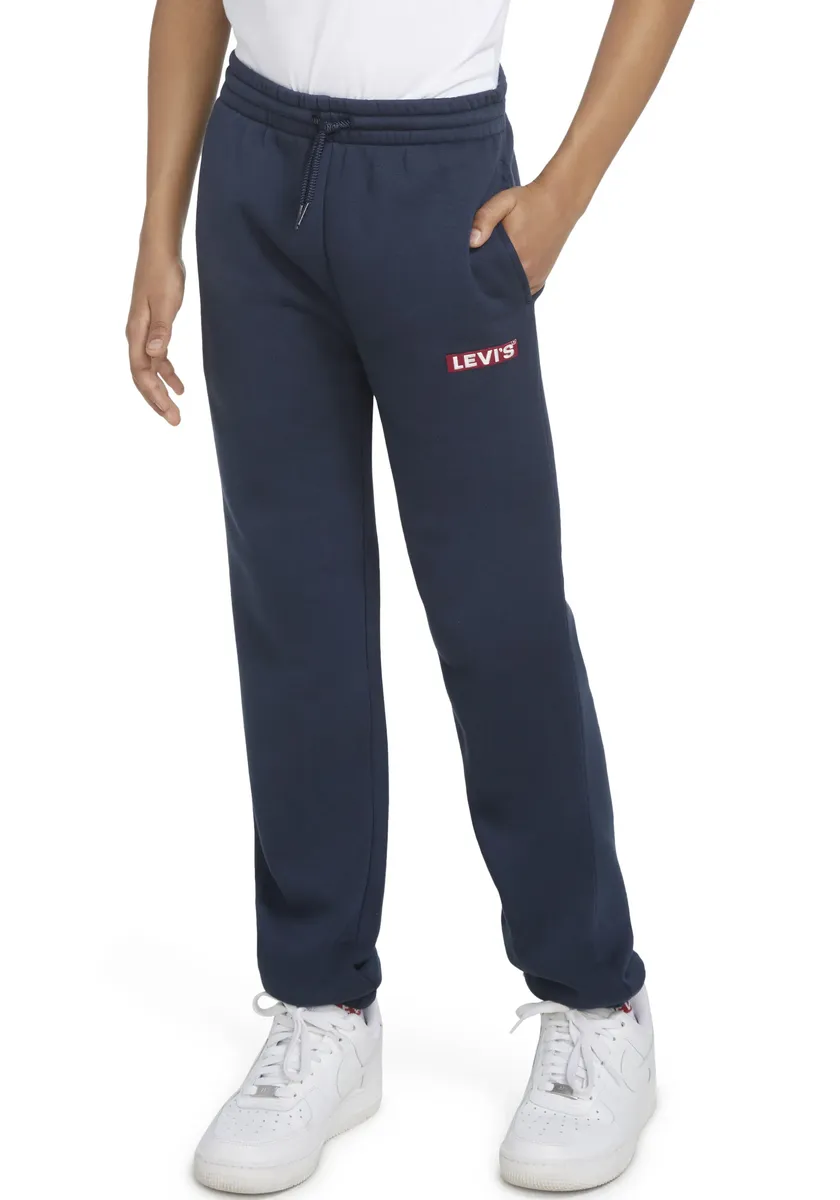 Детские спортивные штаны Levi's "BOXTAB JOGGER", для МАЛЬЧИКОВ Levi'S Kids, цвет Dress Blues
Детские спортивные штаны Levi's "BOXTAB JOGGER", для МАЛЬЧИКОВ Levi'S Kids, цвет Dress Blues