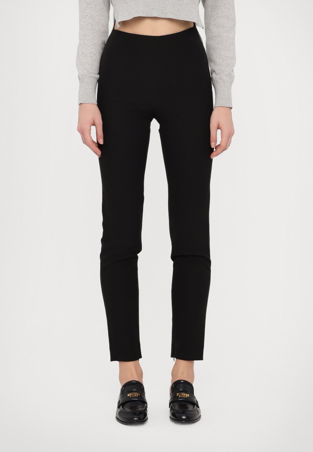 Брюки URBAN MOSCHINO JEANS, черный
Брюки URBAN MOSCHINO JEANS, черный