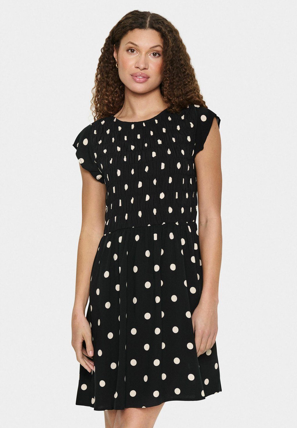 Повседневное платье GISLA Saint Tropez, черный
Повседневное платье GISLA Saint Tropez, черный