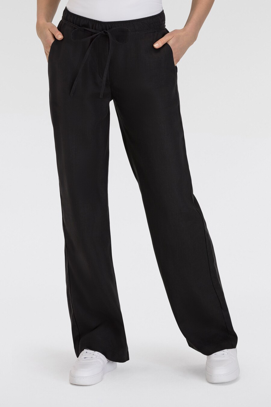 Широкие брюки MAC Chiara, черный
Широкие брюки MAC Chiara, черный