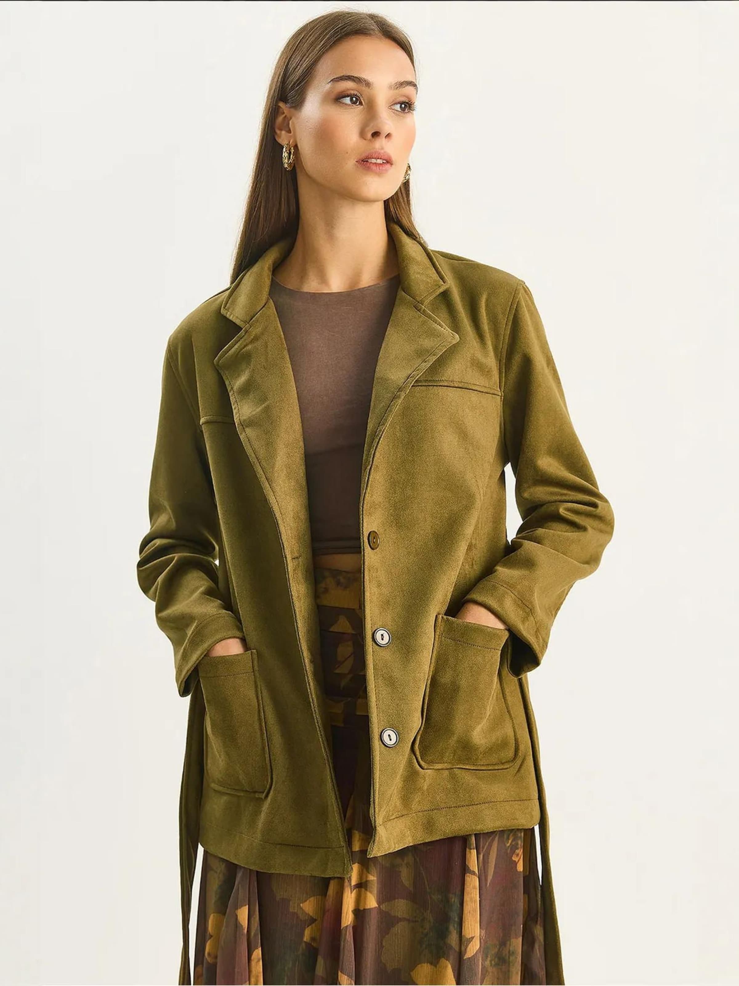 Bianco Lucci Куртка для межсезонья в цвете Khaki
Bianco Lucci Куртка для межсезонья в цвете Khaki