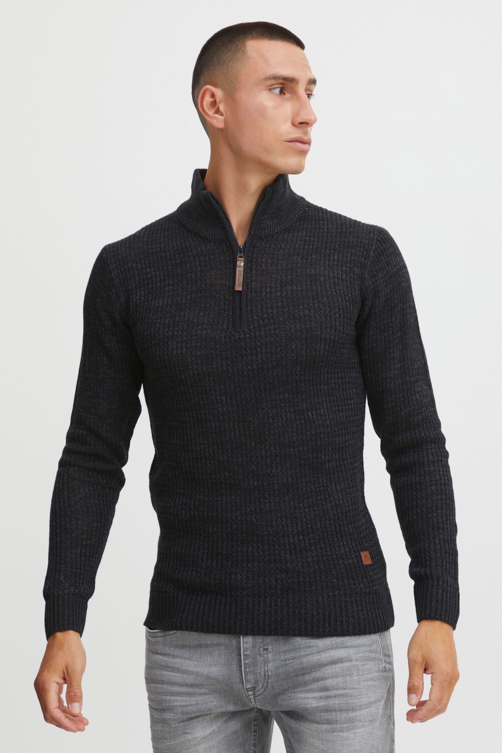 Пуловер INDICODE Troyer IDValero 35663MM, черный
Пуловер INDICODE Troyer IDValero 35663MM, черный