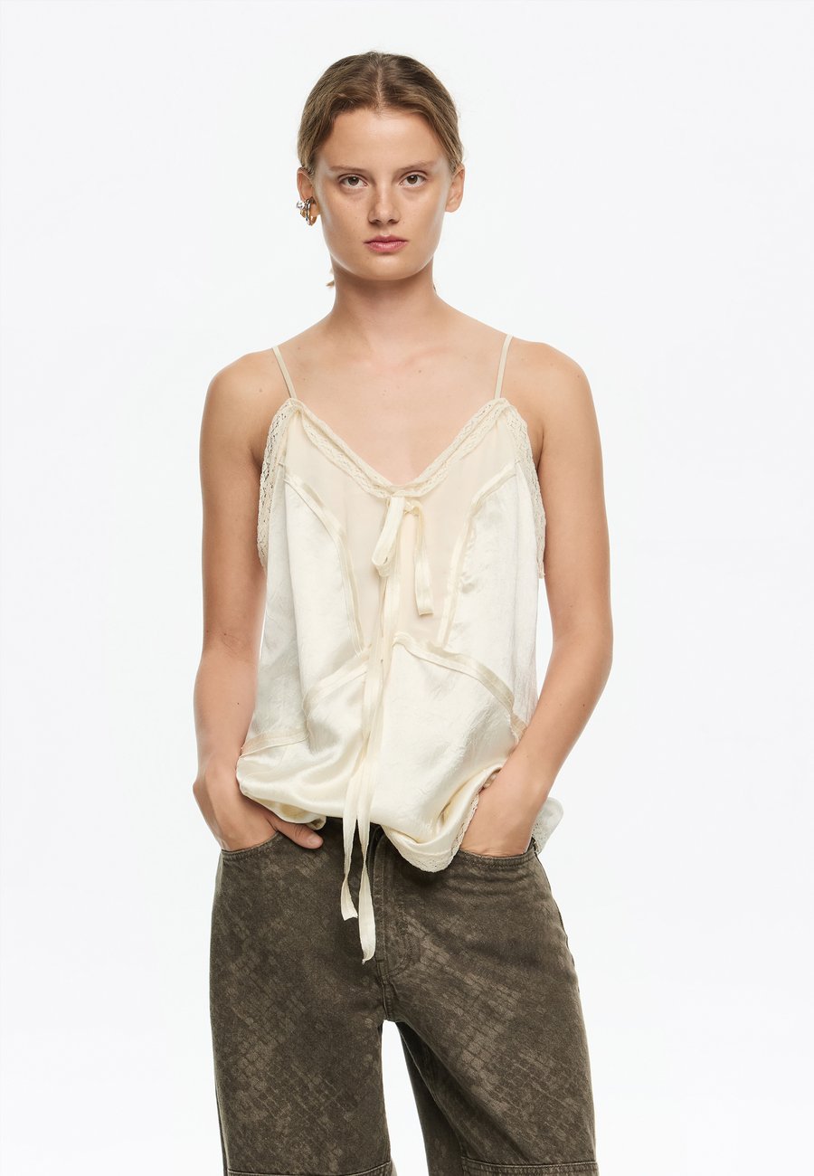 Топ Bimba Y Lola RECTO, Beige
Топ Bimba Y Lola RECTO, Beige