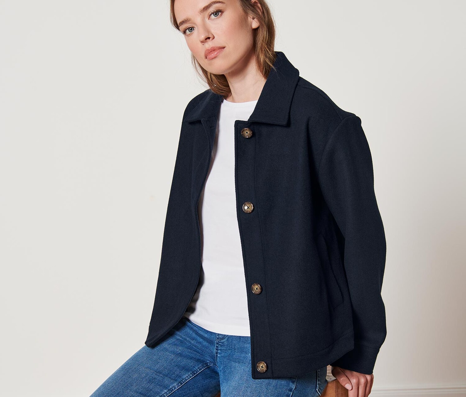 Короткая переходная куртка Tchibo, темно-синий
Короткая переходная куртка Tchibo, темно-синий