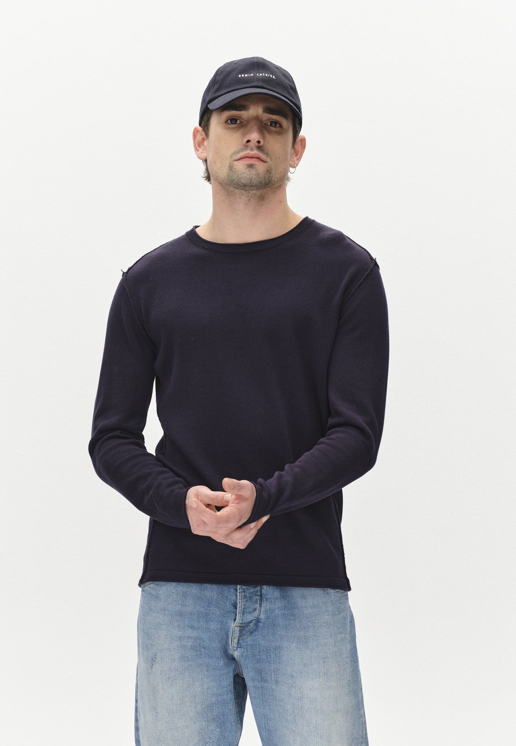 Джемпер BELA Gabba, темно-синий
Джемпер BELA Gabba, темно-синий