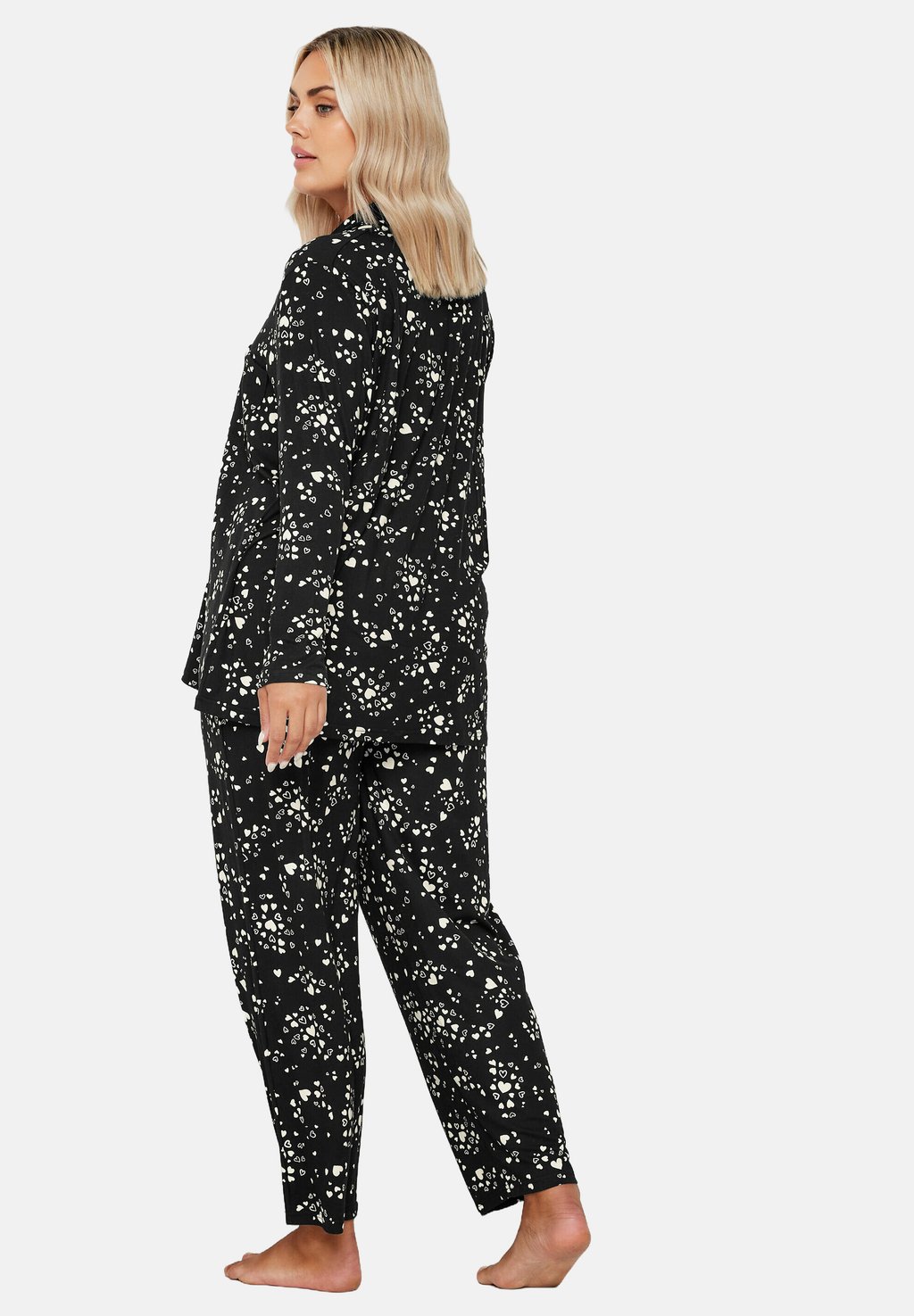 Пижама HEART PRINT SET Yours Clothing, антрацит
Пижама HEART PRINT SET Yours Clothing, антрацит