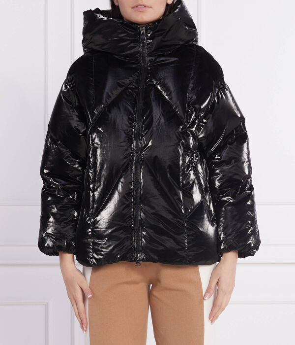 Пуховик женский Hetrego с объемным воротником, черный
Пуховик женский Hetrego с объемным воротником, черный