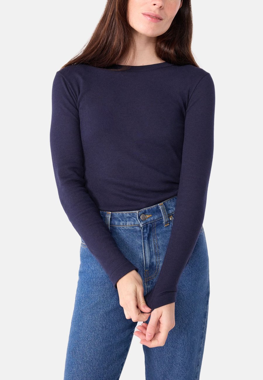 Джемпер Petit Bateau Jumper, Smoking/Dark Blue
Джемпер Petit Bateau Jumper, Smoking/Dark Blue