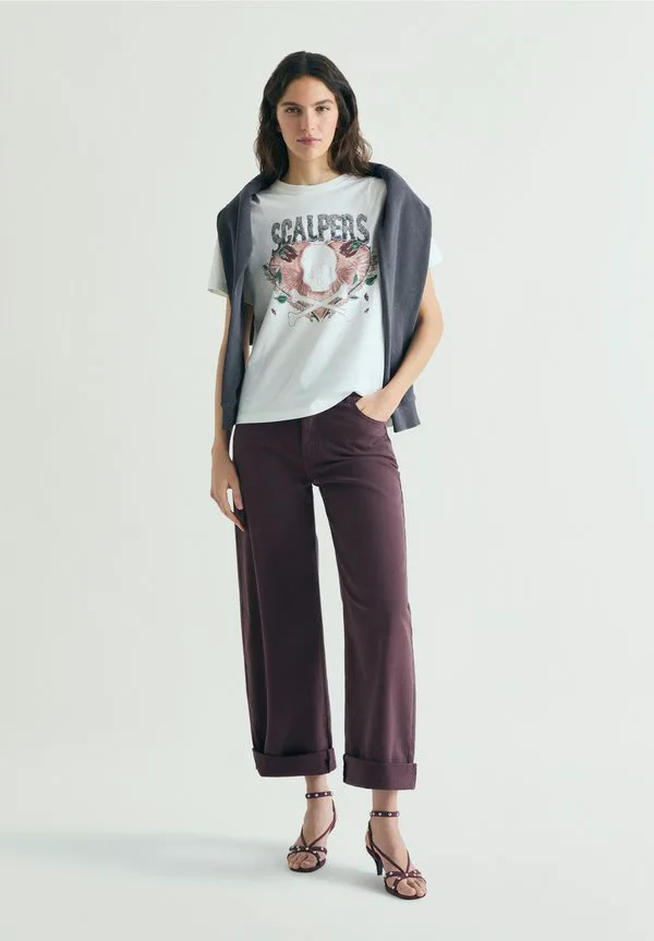 Футболка с принтом angelskull Scalpers, Ecru, Бежевый, Футболка с принтом angelskull Scalpers, Ecru
Футболка с принтом angelskull Scalpers, Ecru, Бежевый, Футболка с принтом angelskull Scalpers, Ecru