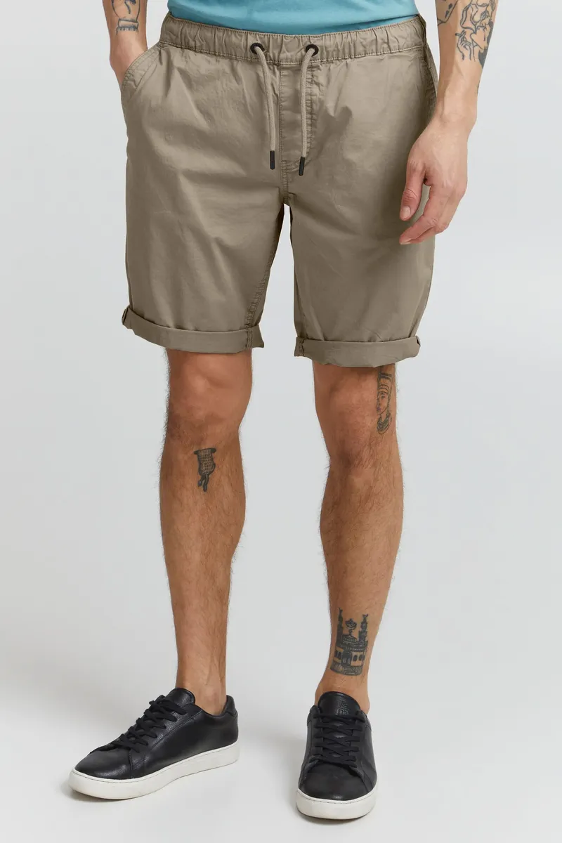 Шорты-чиносы " 11 Project PRSivert", цвет Crockery
Шорты-чиносы " 11 Project PRSivert", цвет Crockery