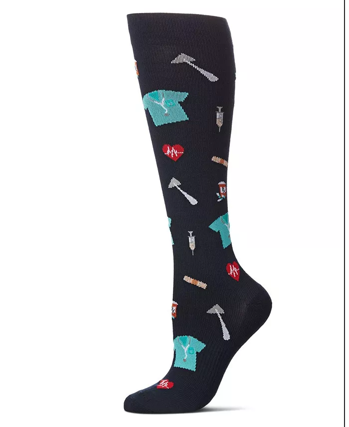 Женские носки с медицинской тематикой, компрессионные, градуированной компрессии 8-15 мм рт. ст. MFY08330 MeMoi, синий
Женские носки с медицинской тематикой, компрессионные, градуированной компрессии 8-15 мм рт. ст. MFY08330 MeMoi, синий