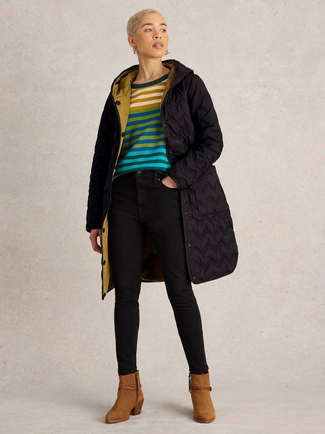 Стеганое пальто от арлет White Stuff, черный
Стеганое пальто от арлет White Stuff, черный