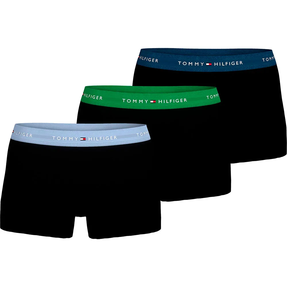 Боксеры 3 шт Tommy Hilfiger Signature Essential, черный
Боксеры 3 шт Tommy Hilfiger Signature Essential, черный
