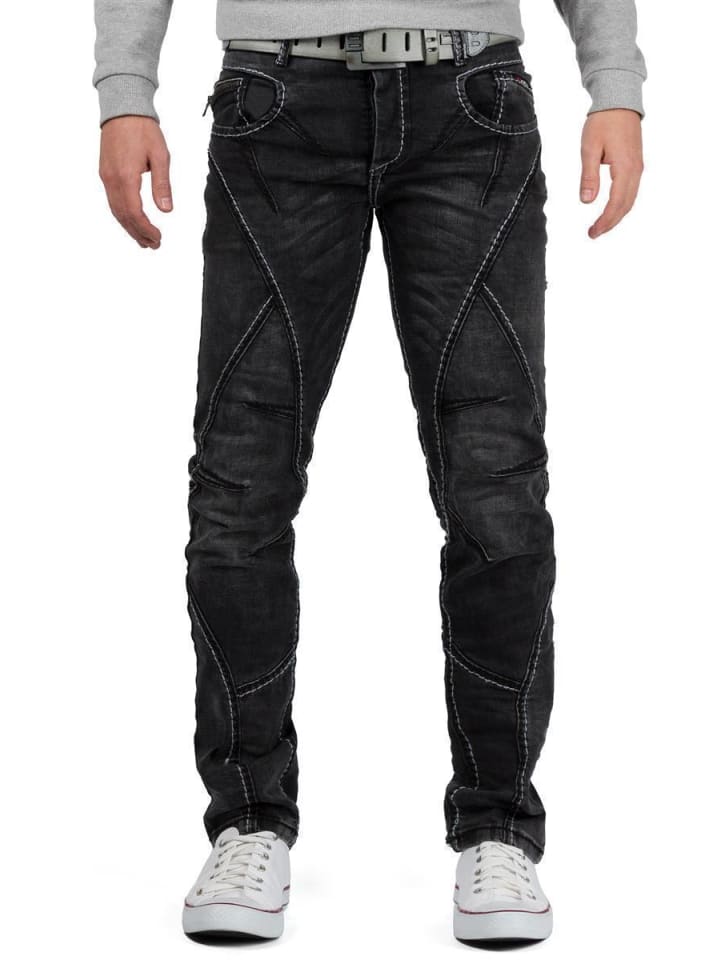 Джинсы черного цвета Cipo & Baxx
Джинсы черного цвета Cipo & Baxx